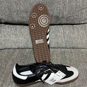 Samba Vegan Size 8 1/2